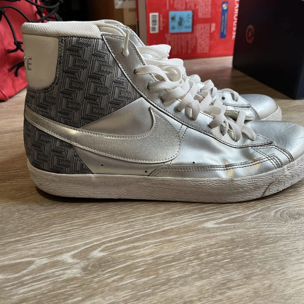 Nike Blazer SP 2010 Size 13 Used 379416-001